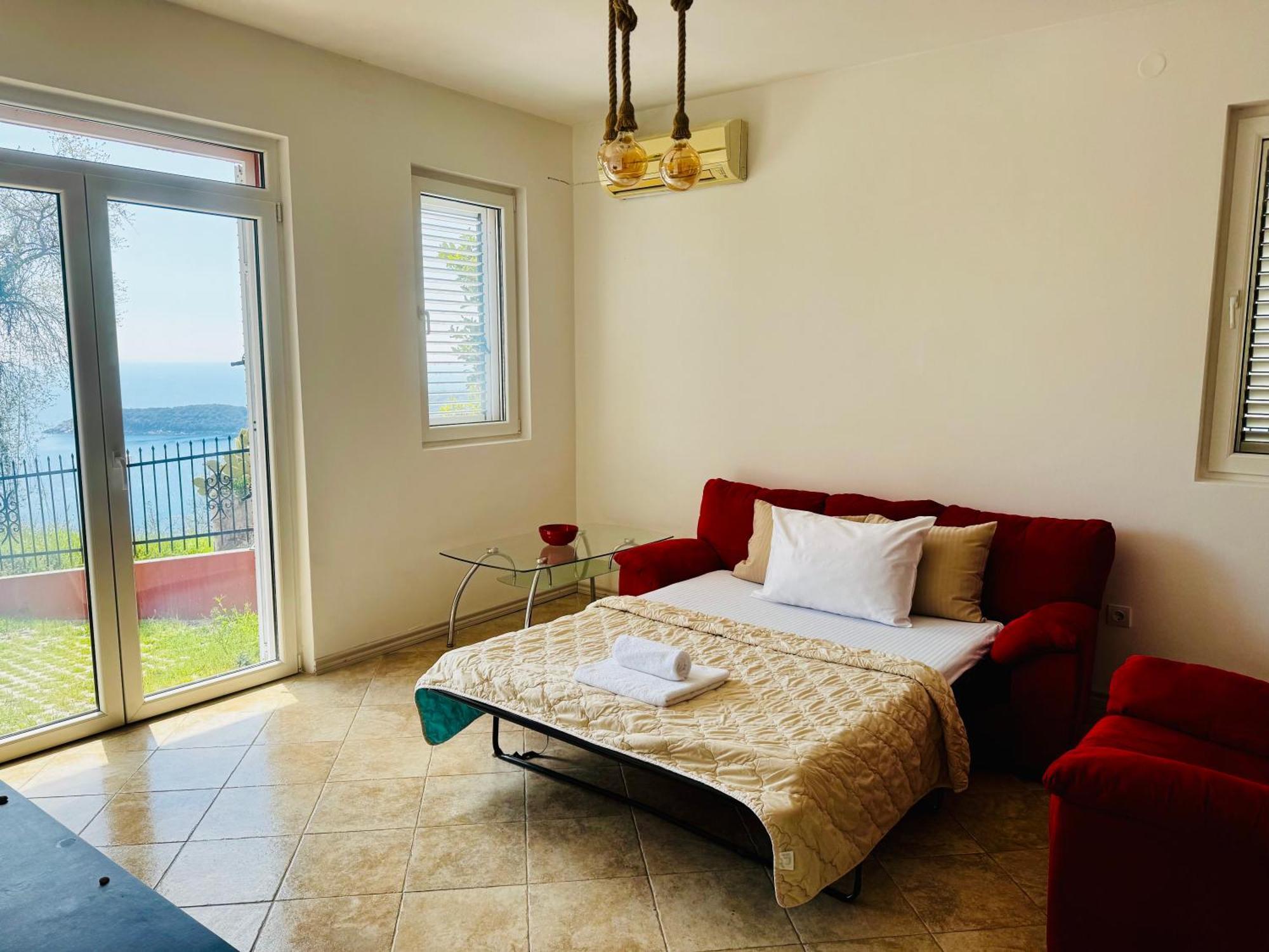 Budva Felix Suites Exterior photo